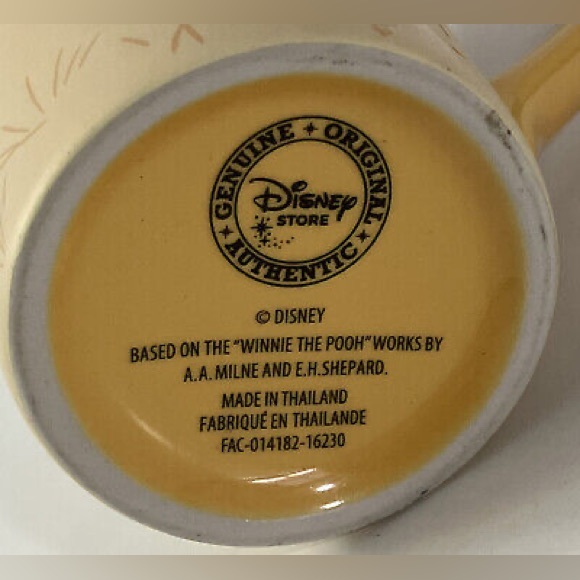 Disney Store Winnie the Pooh 16 oz. Tall Mug 
6” tall, 3 1/2” wide - Picture 4 of 4